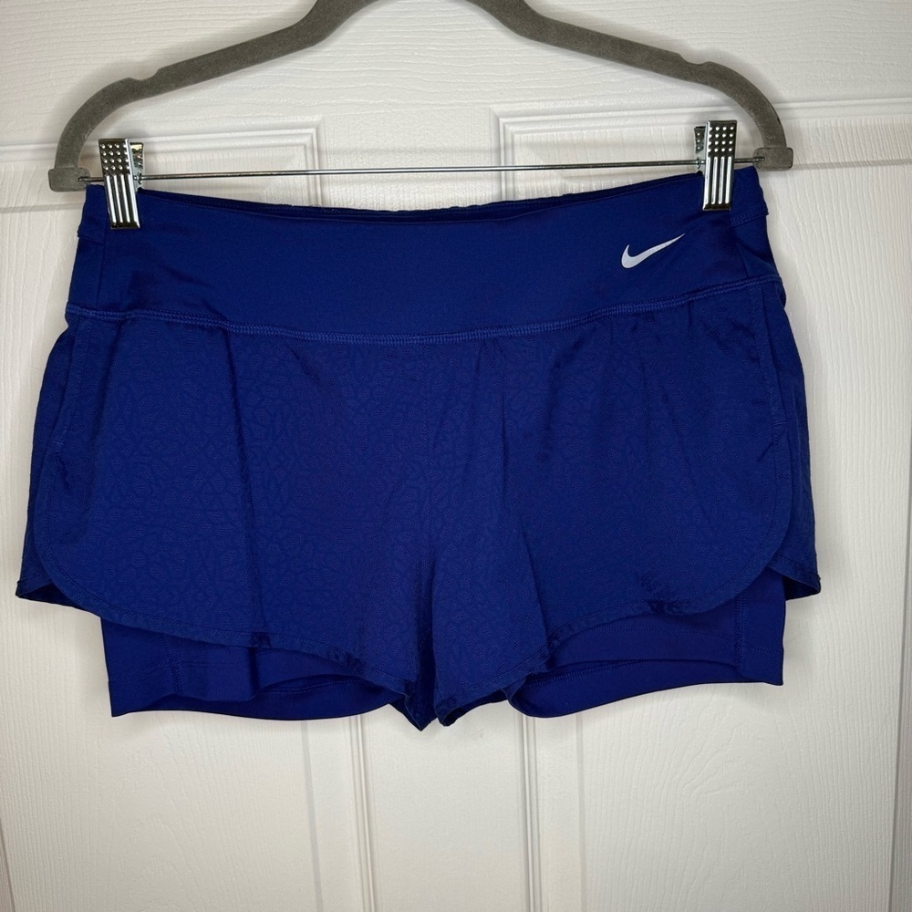 Nike Women's Textured Athletic Shorts in Deep Royal Blue Size Medium GUC